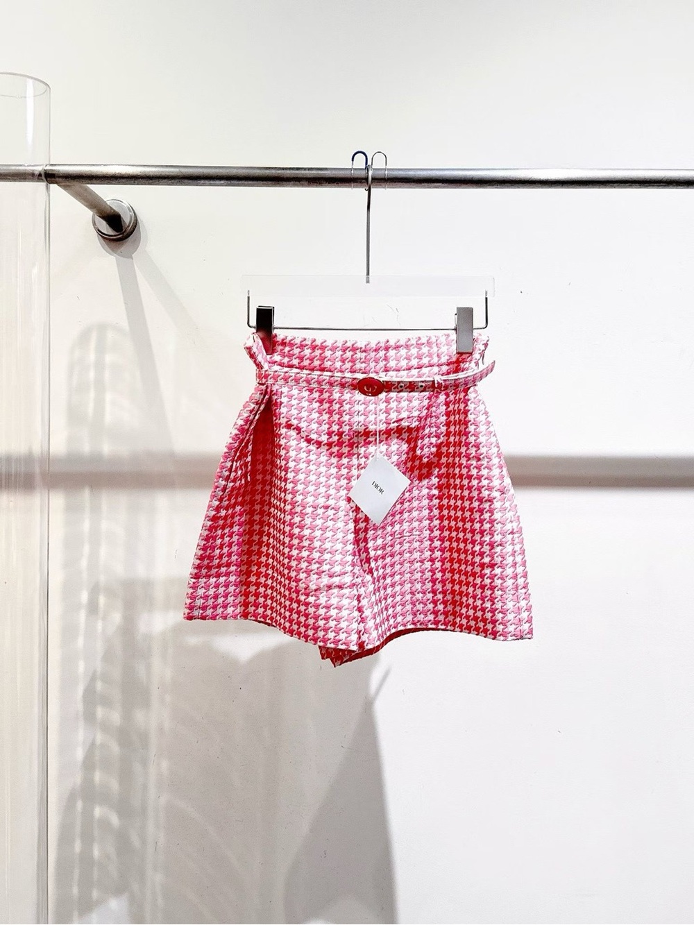 🚩steal Dior Pink Houndstooth High-Waist Shorts with Belt